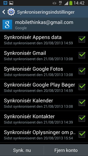 Kontroller at Synkroniser Kontakter er valgt