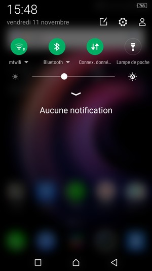 Déroulez à nouveau le menu du haut