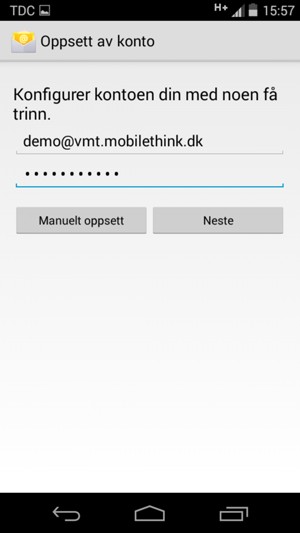 Skriv inn e-postadresse og passord. Velg Neste