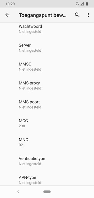 Scroll naar beneden en voer internetgegevens in