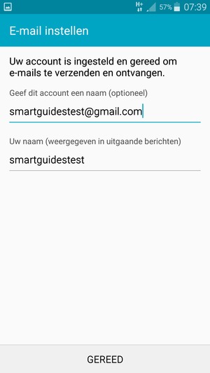 Geef uw account een naam en voer uw naam in. Selecteer GEREED