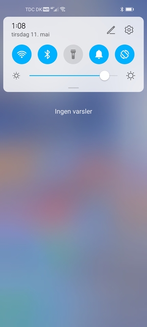 Dra ned toppmenyen igjen