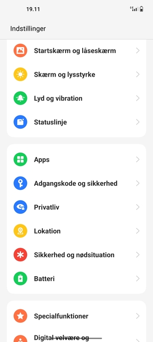 Scroll til og vælg Adgangskode og sikkerhed