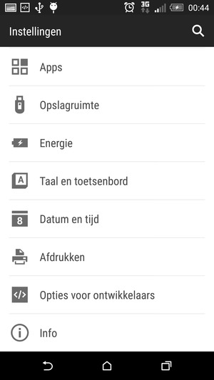 Scroll naar en selecteer Info
