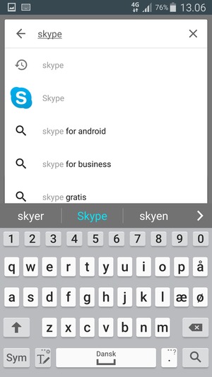 Indtast navnet på appen og vælg Søg