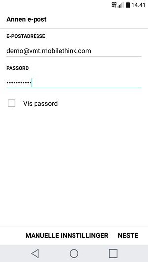 Skriv inn e-postadresse og passord. Velg NESTE