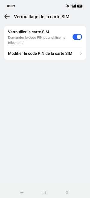 Sélectionnez Modifier le code PIN de la carte SIM