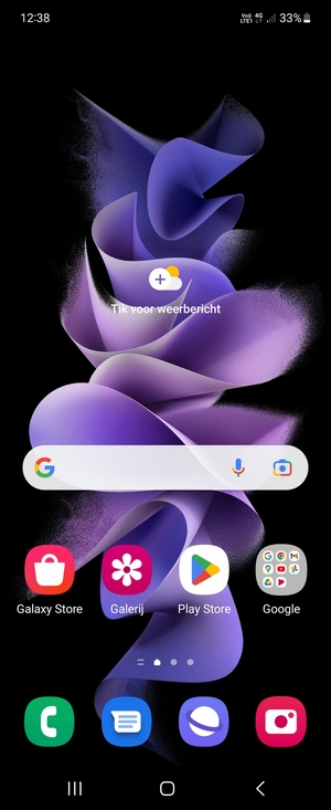 Om alle actieve apps te sluiten, selecteer u de Recente
  applicaties knop