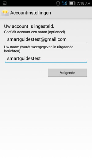 Geef uw account een naam en voer uw naam in. Selecteer Volgende