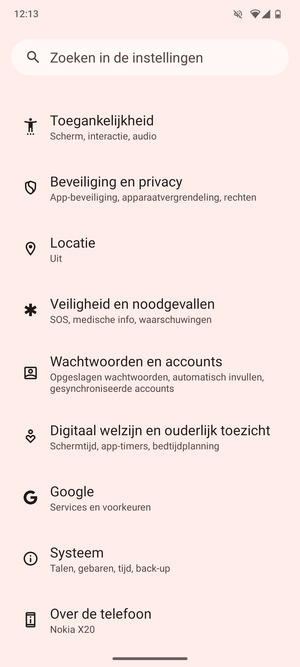 Scroll naar en selecteer Beveiliging en privacy