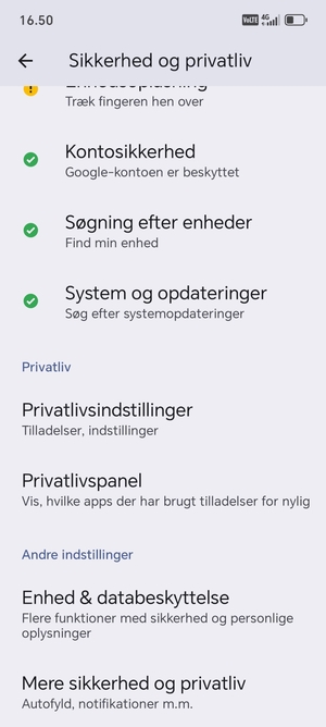 Scroll til og vælg Mere sikkerhed og privatliv