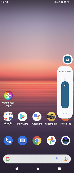 Maintenir appuyé pour baisser le volume au niveau requis