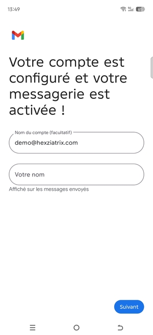 Donnez un nom à votre compte et saisissez votre nom. Sélectionnez Suivant