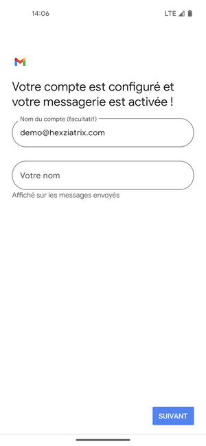 Donnez un nom à votre compte et saisissez votre nom. Sélectionnez SUIVANT