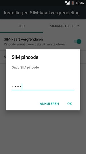 Voer uw Oude SIM PIN-code in en selecteer OK