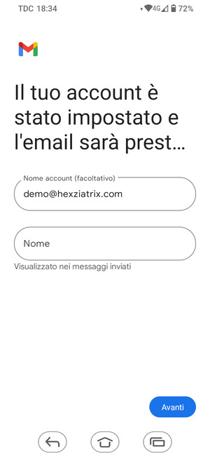 Scegli un nome per il tuo account e inserisci il tuo nome. Seleziona Avanti