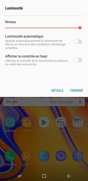 Activez l'Luminosité automatique et sélectionnez TERMINÉ