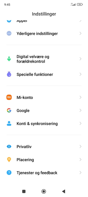 Scroll til og vælg Konti & synkronisering