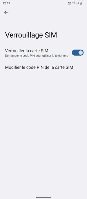 Sélectionnez Modifier le code PIN de la carte SIM