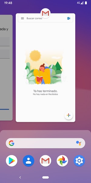 Deslice las aplicaciones hacia arriba para cerrarlas