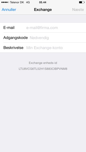 Indtast Exchange e-mail oplysninger og vælg Næste
