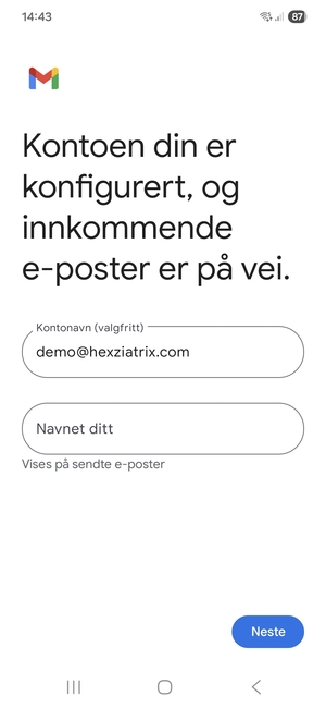 Gi din konto et navn og skriv inn ditt navn. Velg Neste