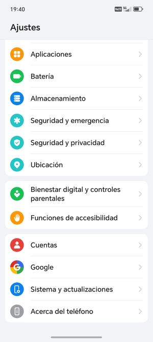 Desplácese y seleccione Cuentas