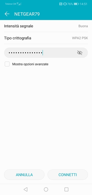Inserisci la password del Wi-Fi e seleziona CONNETTI