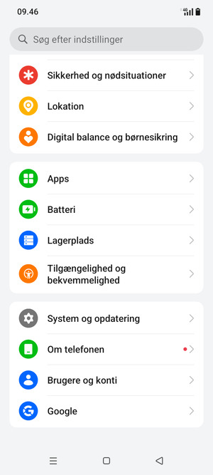 Scroll til og vælg System og opdatering