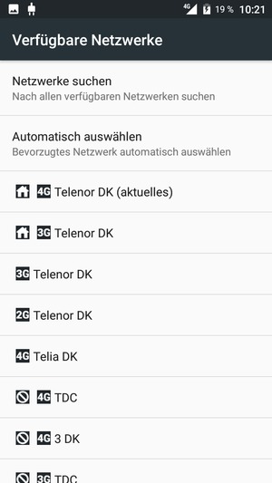Wählen Sie einen Netzbetreiber von der Liste