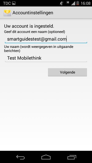 Geef uw account een naam en voer uw naam in. Selecteer Volgende