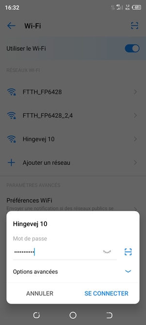 Saisissez le mot de passe du Wi-Fi et sélectionnez SE CONNECTER