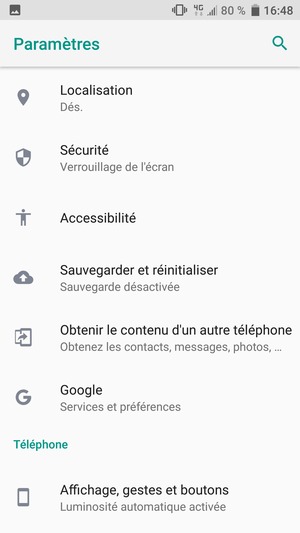 Faites défiler et sélectionnez Sauvegarder et réinitaliser