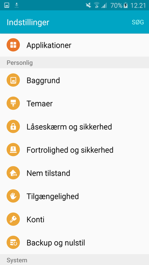 Scroll til og vælg Sikkerhed eller Låseskærm og sikkerhed