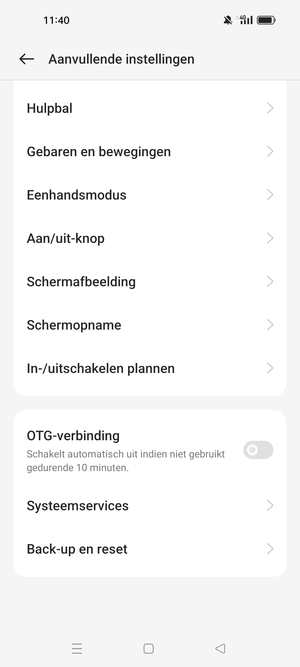 Scroll naar en selecteer Back-up en reset