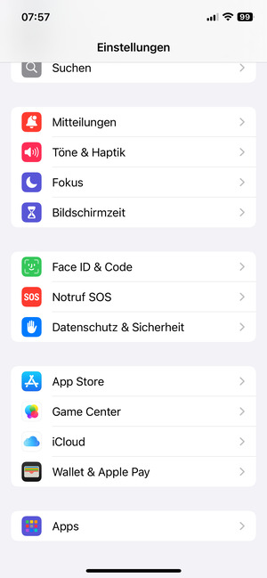 Scrollen Sie  und wählen Sie Face ID & Code