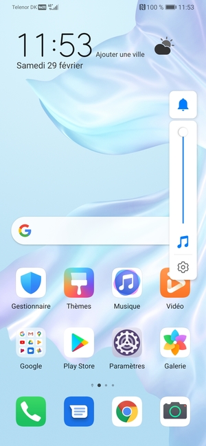 Maintenir appuyé pour baisser le volume au niveau requis