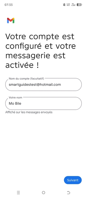 Donnez un nom à votre compte et saisissez votre nom. Sélectionnez Suivant