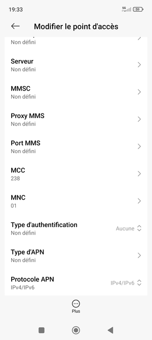 Faites défiler vers le bas et saisissez les informations Internet