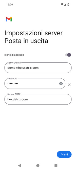 Inserisci l'indirizzo del server di posta in uscita e seleziona Avanti