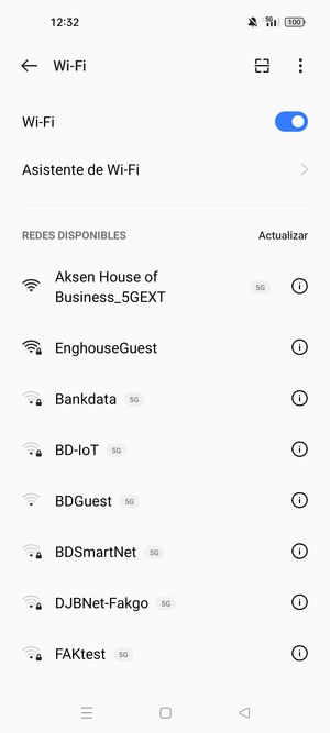 Seleccione la red inalámbrica a la que desea conectarse