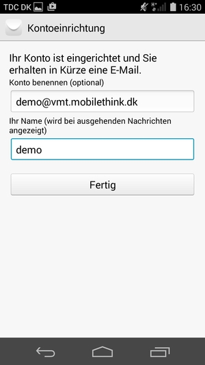 Geben Sie Ihrem Konto einen Namen und geben Sie Ihren Namen ein. Wählen Sie Fertig