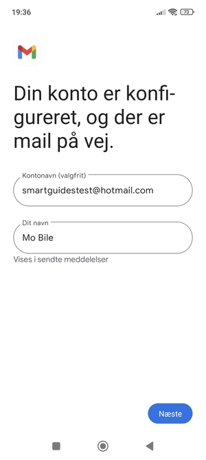 Giv din konto et navn og indtast dit navn. Vælg Næste