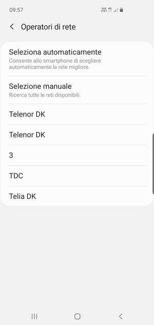 Seleziona un operatore di rete dall'elenco