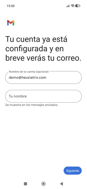 Déle a su cuenta un nombre y escriba su nombre. Seleccione Siguiente
