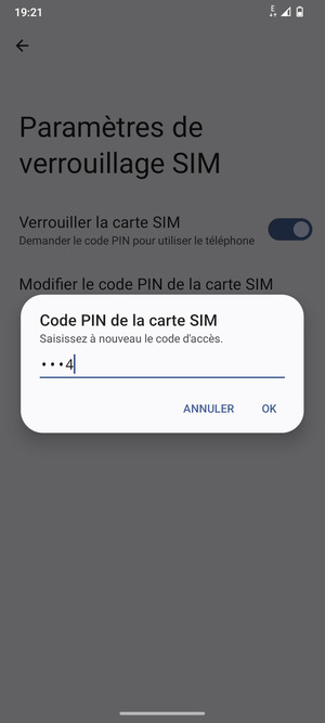 Veuillez confirmer votre nouveau code PIN de la carte SIM et sélectionner OK