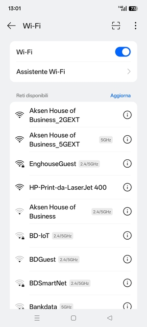 Seleziona la rete wireless a cui desideri connetterti