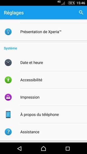 Faites défiler et sélectionnez À propos
du téléphone