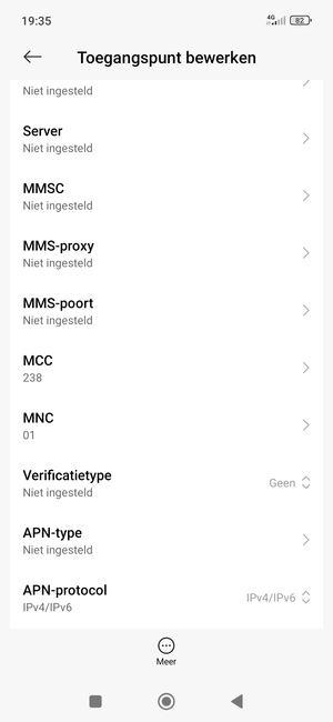 Scroll naar beneden en voer mms-gegevens in