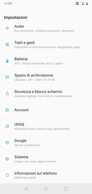 Scorri e seleziona Sicurezza e blocco schermo